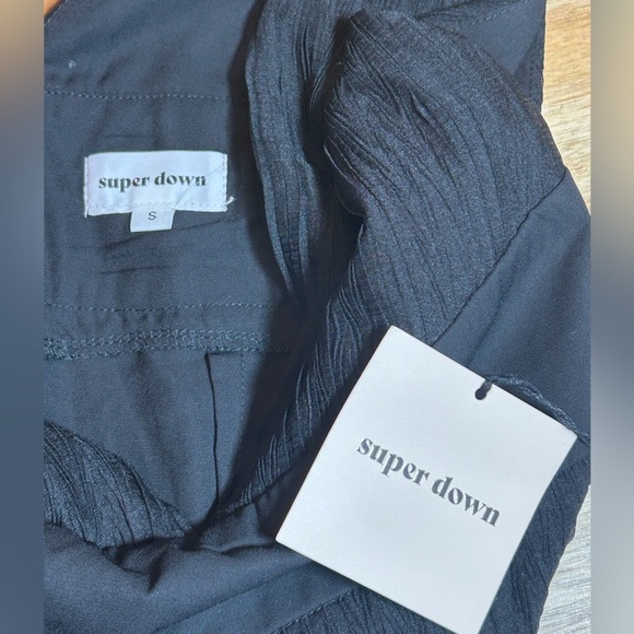 Revolve Superdown Winona Deep V Neck Wide Leg Chiffon Pleat Black Jumpsuit Sz S - Picture 6 of 13